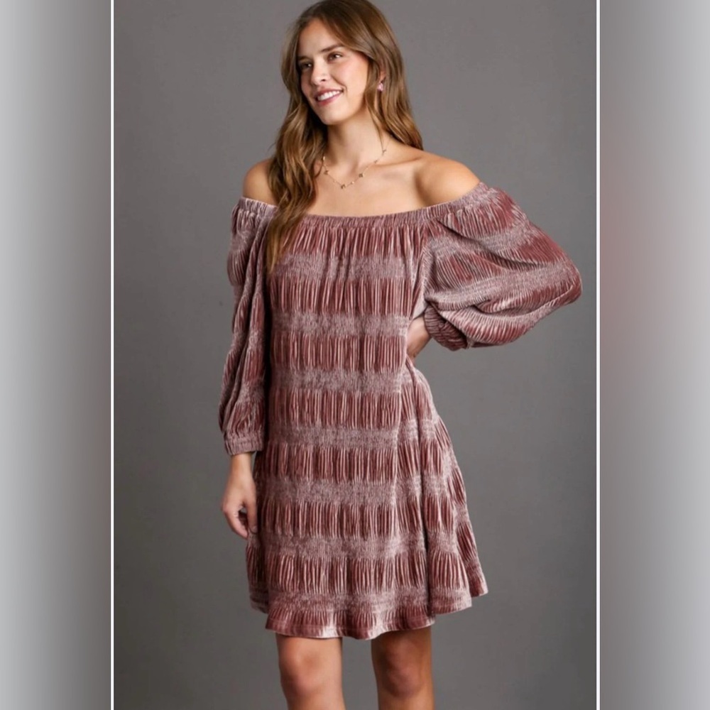 Umgee Off-Shoulder Velvet Mini Dress – Medium